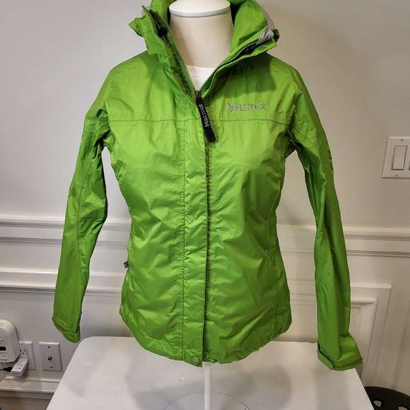 Marmot Jackets & Blazers - Marmot lightweight jacket🥳🥳HOST PICK🥳🥳